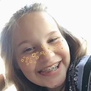 Meet your Posher, Lydia